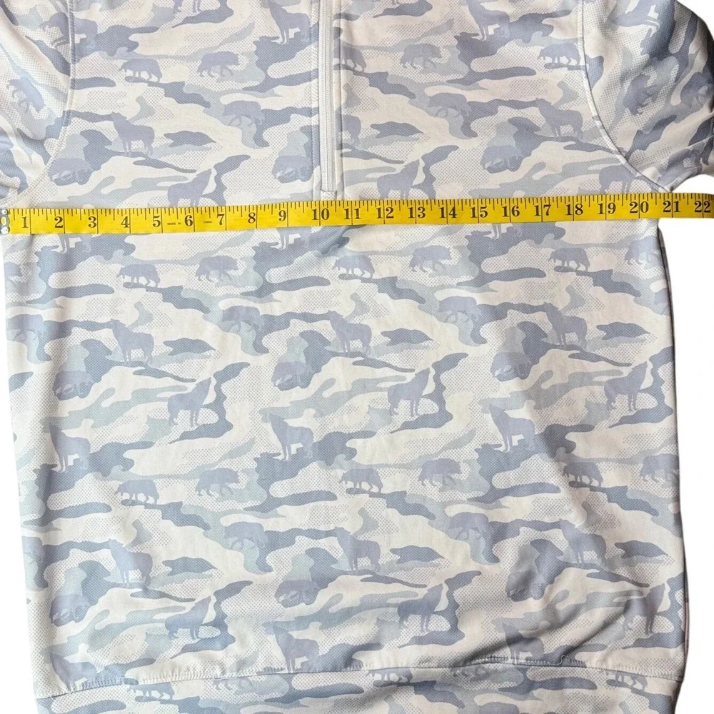 Waggle Golf Quarter Zip Pullover Mens Medium Grey White Wolf Camo Performance‎
